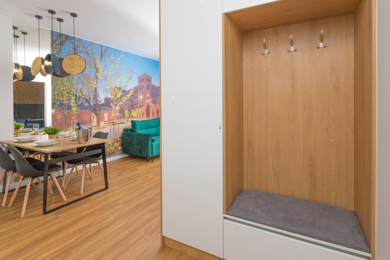 Royal Manu Apartment Netflix Lodz  Exterior photo