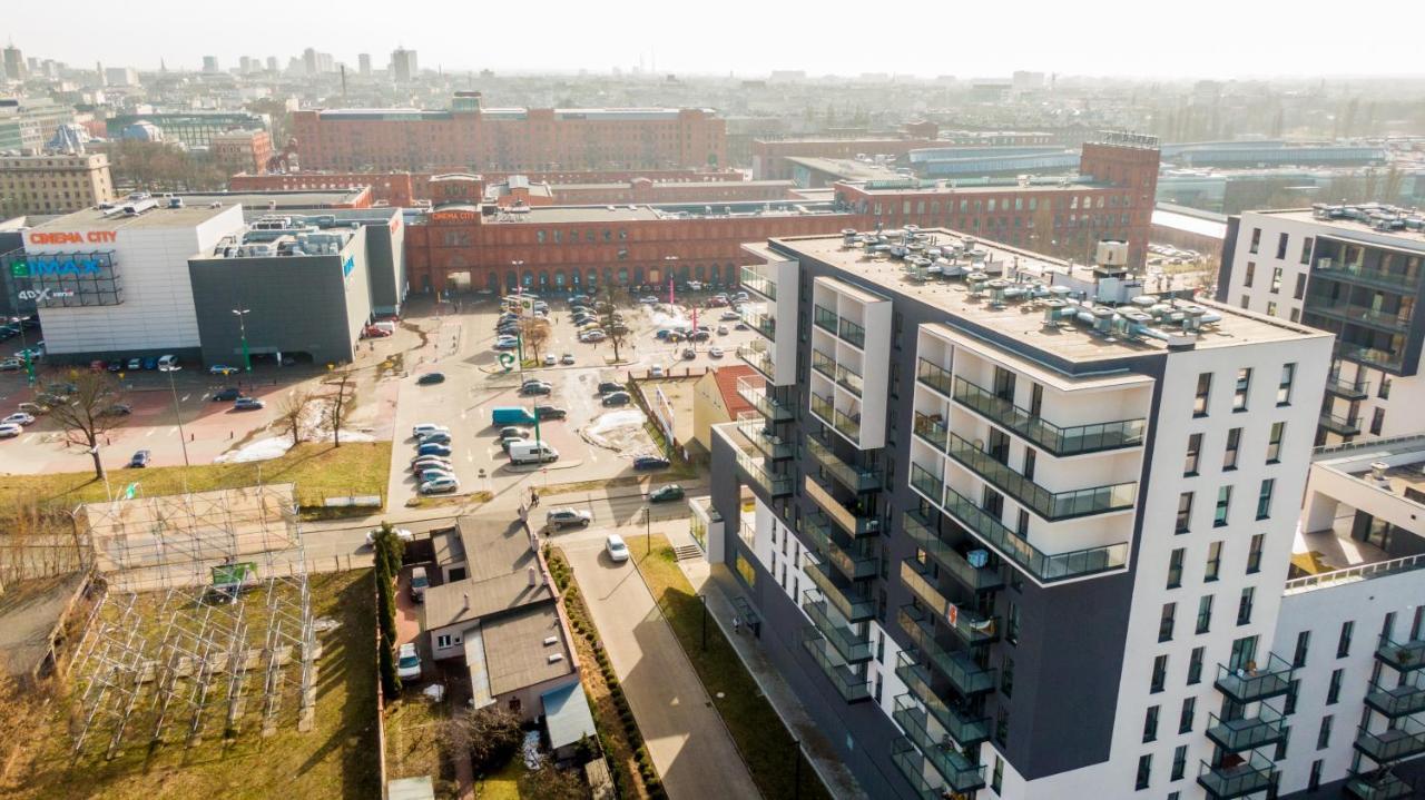 Royal Manu Apartment Netflix Lodz  Exterior photo